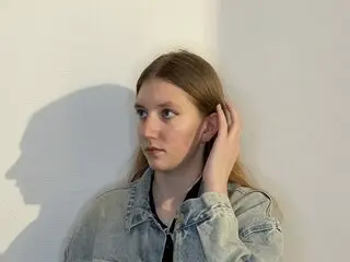 Xxx AmiEllert