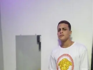 Shows AnthonySteveson