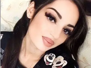 Pics EmiliaAdi