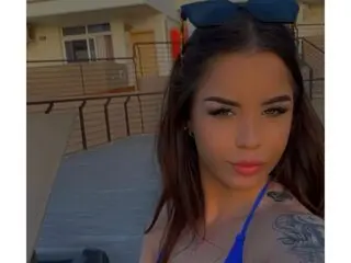 Porn KikiMay