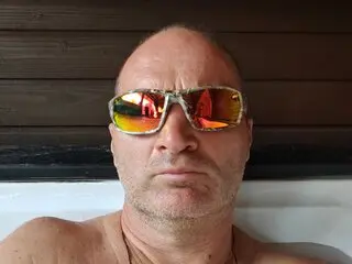 Show SunJohn